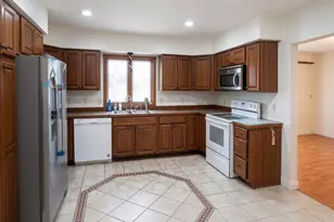 1055 Spruce St, Fremont, MI 49412 - Photo 3
