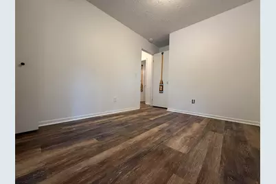 5700 W Lakeshore Court, Pentwater, MI 49449 - Photo 23