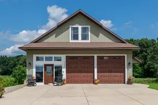 32144 Chamberlin Dr, Lawton, MI 49065 - Photo 51