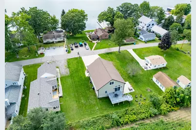 32144 Chamberlin Drive, Lawton, MI 49065 - Photo 3
