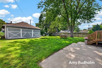 532 Jackson Avenue, Grand Haven, MI 49417 - Photo 3