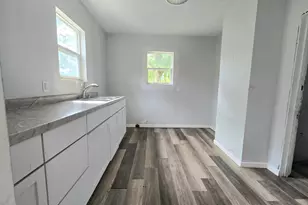 2209 Hoyt St, Muskegon Heights, MI 49444 - Photo 9