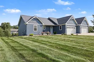 3273 White Heron Ln, Battle Creek, MI 49015 - Photo 1