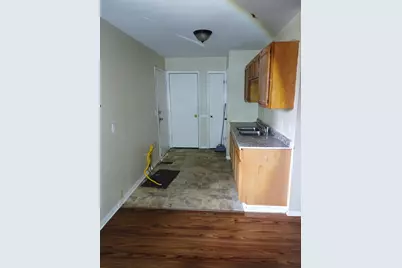 6701 Dana Lane, Flint, MI 48504 - Photo 5