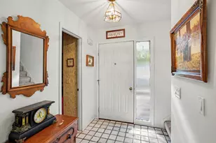 271 Fairway Ct, Plainwell, MI 49080 - Photo 7