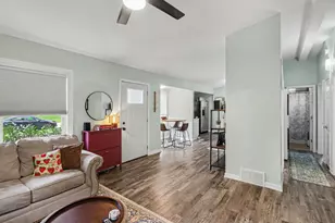 2405 Shasta Dr, Kalamazoo, MI 49004 - Photo 9