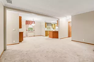 6911 W Beech St, Ludington, MI 49431 - Photo 13