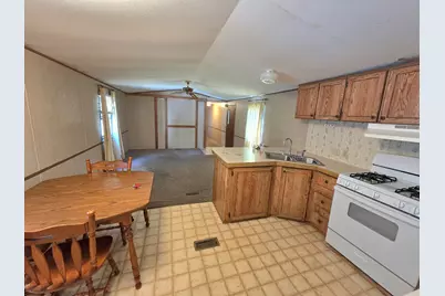 184 Birch Court, Muskegon, MI 49445 - Photo 7