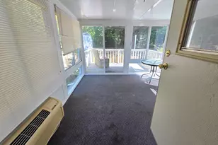 184 Birch Ct, Muskegon, MI 49445 - Photo 9