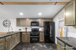 4764 S Greenville Rd, Greenville, MI 48838 - Photo 7