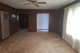 322 N Higbee St, Reed City, MI 49677 - Photo 9