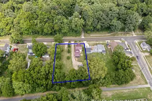 645 E Main St, Ionia, MI 48846 - Photo 5