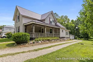 645 E Main St, Ionia, MI 48846 - Photo 3