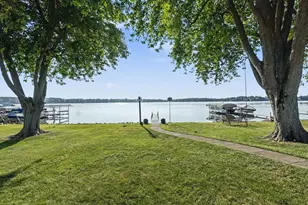 163 Lakeside Dr, Quincy, MI 49082 - Photo 11