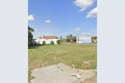 18507 Van Dyke Avenue, Detroit, MI 48234 - Photo 1