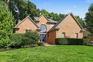 3739 Warwick Dr, Rochester Hills, MI 48309 - Photo 39