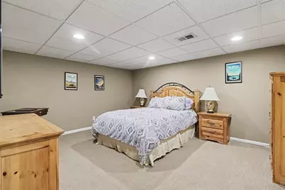 3739 Warwick Drive, Rochester Hills, MI 48309 - Photo 35