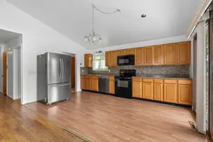 322 New Hampshire Dr, Portage, MI 49024 - Photo 3