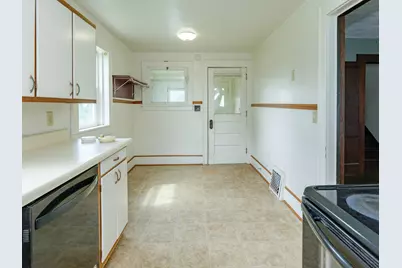 203 Schuring Road, Portage, MI 49024 - Photo 9