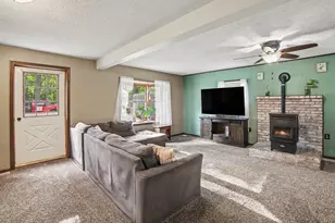 5690 White Rd, Muskegon, MI 49442 - Photo 5