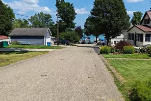 22301 Forest Ave, Cassopolis, MI 49031 - Photo 5