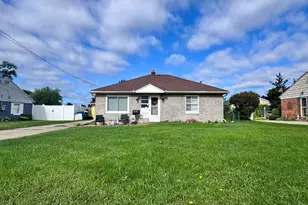 214 S 22nd Street S, Battle Creek, MI 49015 - Photo 1