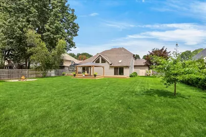 1362 Stonecreek Court, Saint Joseph, MI 49085 - Photo 3