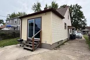 6464 Weddel St, Taylor, MI 48180 - Photo 3