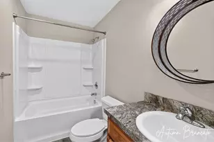 1085 Amber Cove Dr SW, Byron Center, MI 49315 - Photo 27