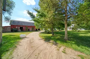 2340 Wolf Lake Rd, Grass Lake, MI 49240 - Photo 41