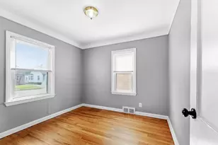 14986 University St, Allen Park, MI 48101 - Photo 5