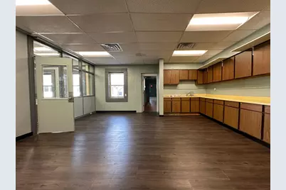 300 E Cass Street #100, Schoolcraft, MI 49087 - Photo 9