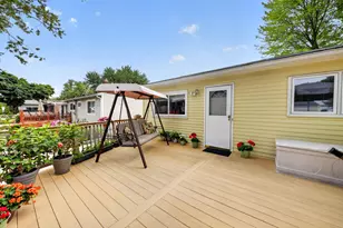 9027 Butwell St, Livonia, MI 48150 - Photo 39