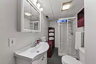 9027 Butwell St, Livonia, MI 48150 - Photo 29