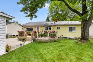 9027 Butwell St, Livonia, MI 48150 - Photo 47