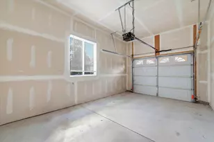 29442 Woodpark Cir, Warren, MI 48092 - Photo 31