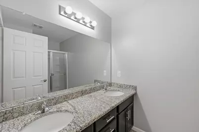 29442 Woodpark Circle, Warren, MI 48092 - Photo 23