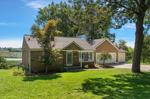114 River Hills Dr, Holland, MI 49424 - Photo 3