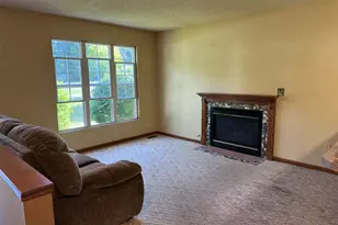 15138 Wildberry Ct, Spring Lake, MI 49456 - Photo 5