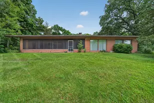 70506 Sunrise Dr, Edwardsburg, MI 49112 - Photo 13