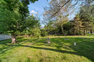 169 Riviera Dr, Brooklyn, MI 49230 - Photo 39