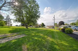169 Riviera Dr, Brooklyn, MI 49230 - Photo 41