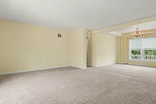 1082 Azalea Dr, Jackson, MI 49201 - Photo 5