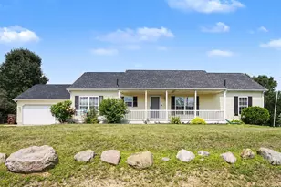 1082 Azalea Dr, Jackson, MI 49201 - Photo 1