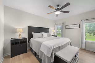 1406 Magellan Dr, Chelsea, MI 48118 - Photo 5