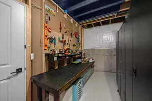 1406 Magellan Dr, Chelsea, MI 48118 - Photo 45