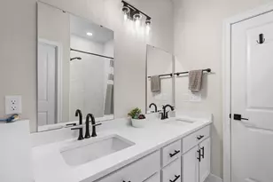 1406 Magellan Dr, Chelsea, MI 48118 - Photo 25