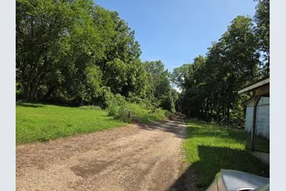 30369 M 40, Paw Paw, MI 49079 - Photo 19