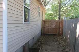 2708 Worden St, Norton Shores, MI 49444 - Photo 9