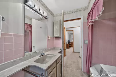928 S Division Street, Whitehall, MI 49461 - Photo 21